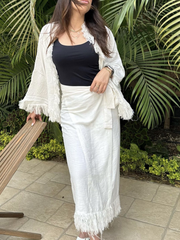 Flowy Short Kimono White