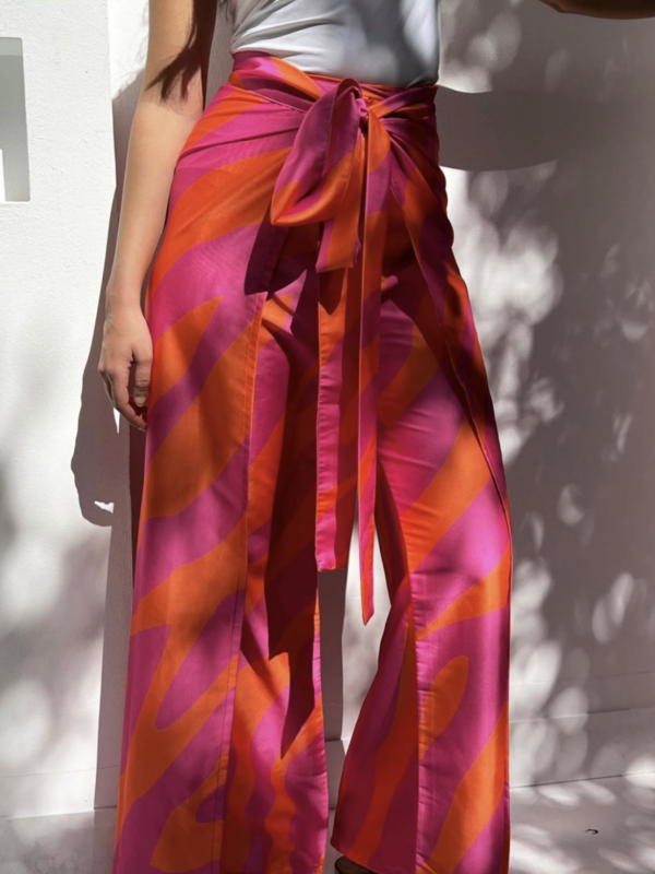 Hot Zebra Wrap Pant