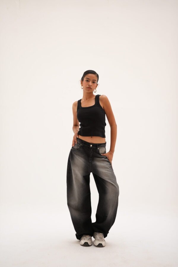 Black 90's washed denim - Image 4