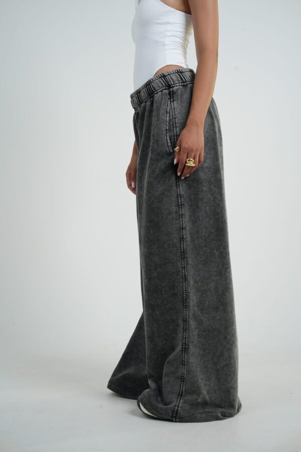 Wide washed Sweats - Image 3