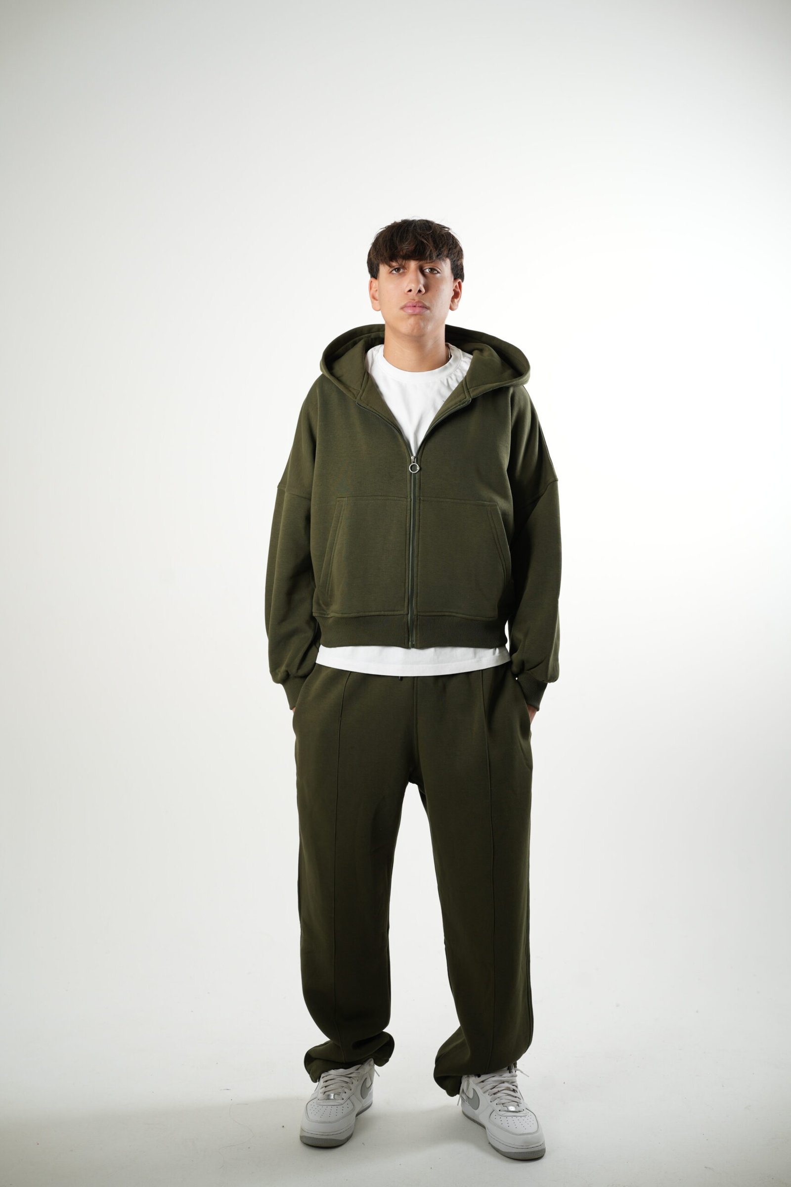 Sweatpants - Image 21