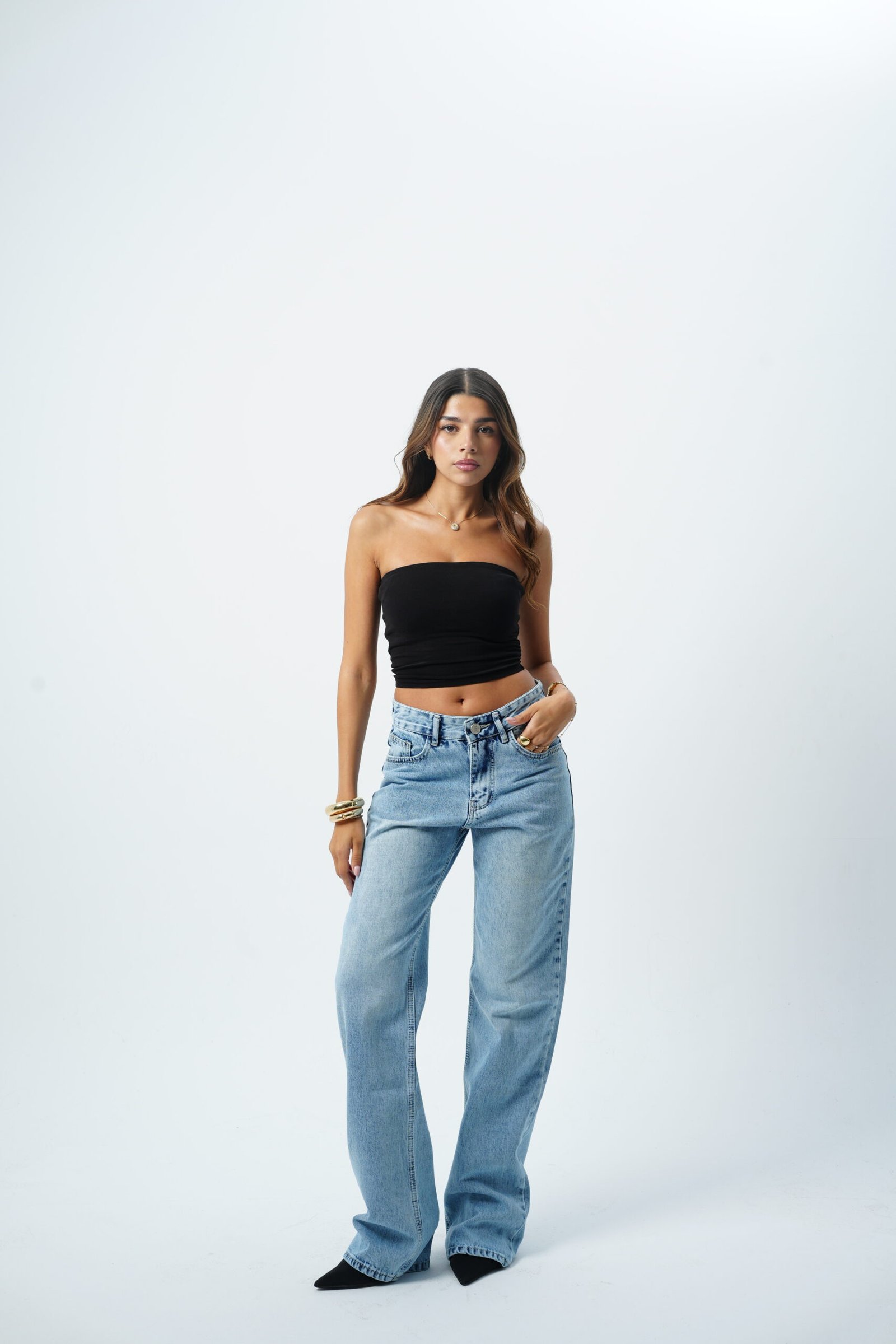 Mid rise straight leg