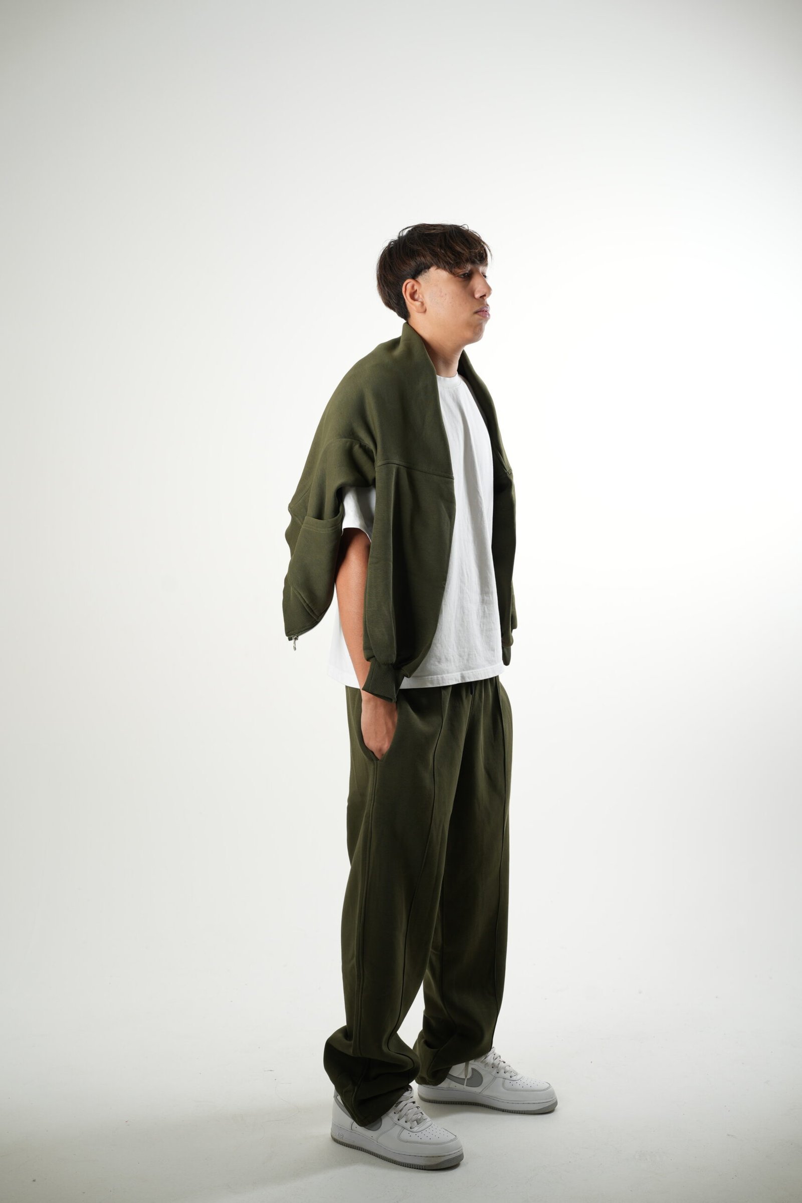 Zipper sweatshirt - Image 9