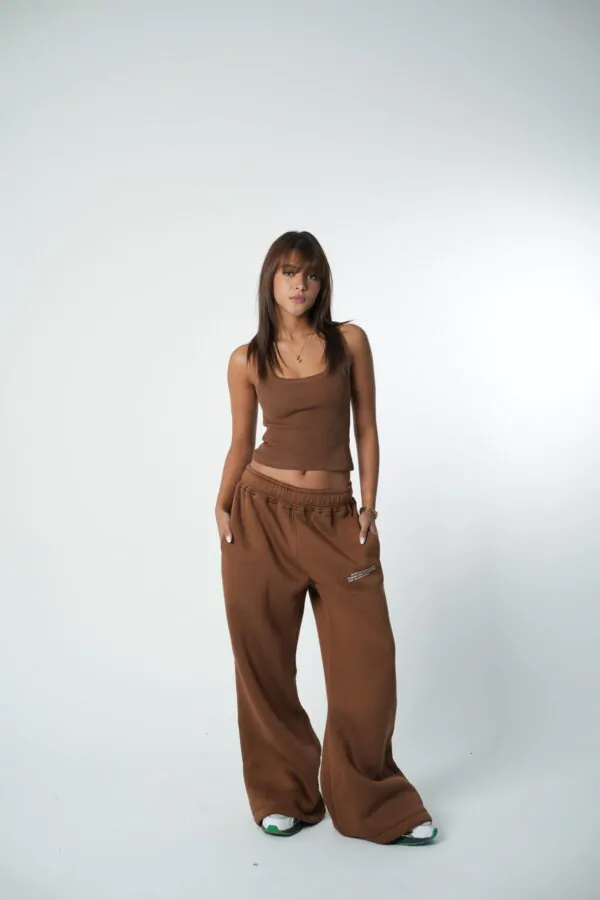 Extra wide leg sweats - Image 4